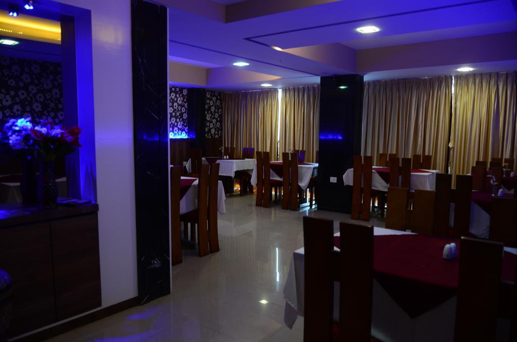 Hotel Blue Lagoon دامان المظهر الخارجي الصورة
