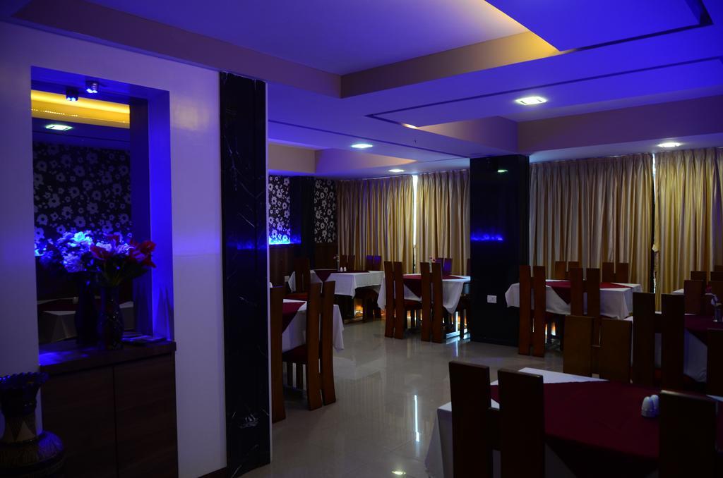 Hotel Blue Lagoon دامان المظهر الخارجي الصورة