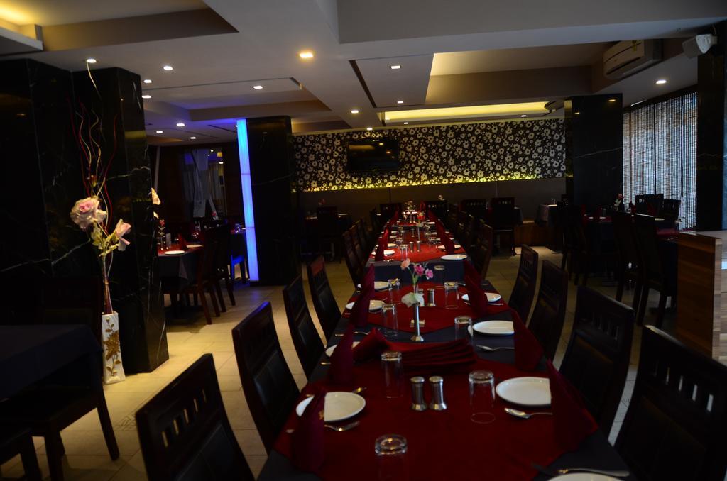 Hotel Blue Lagoon دامان المظهر الخارجي الصورة