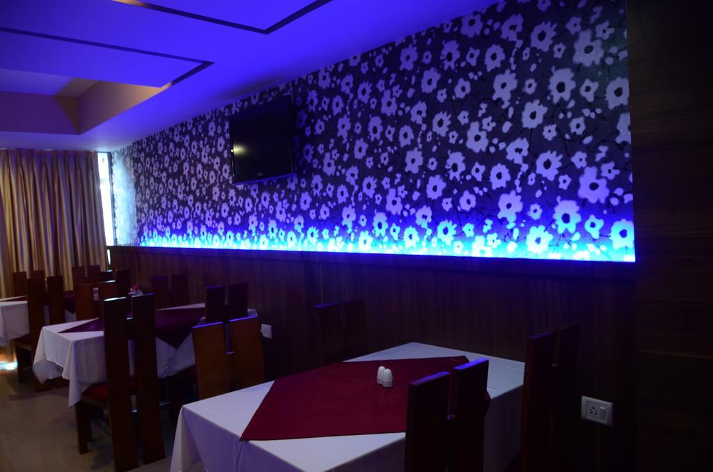 Hotel Blue Lagoon دامان المظهر الخارجي الصورة